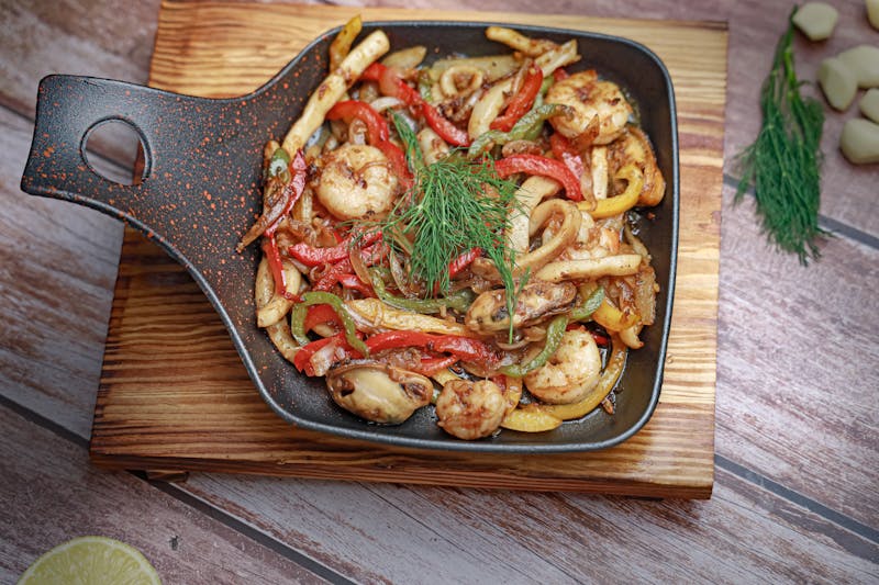 Shrimp fajita platter with peppers at Cafe Rio